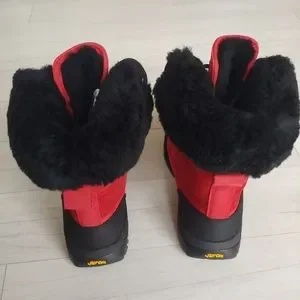 UGG | Shoes | Ugg New Mens Butte Cuffed Boots Samba Red  display picture 1